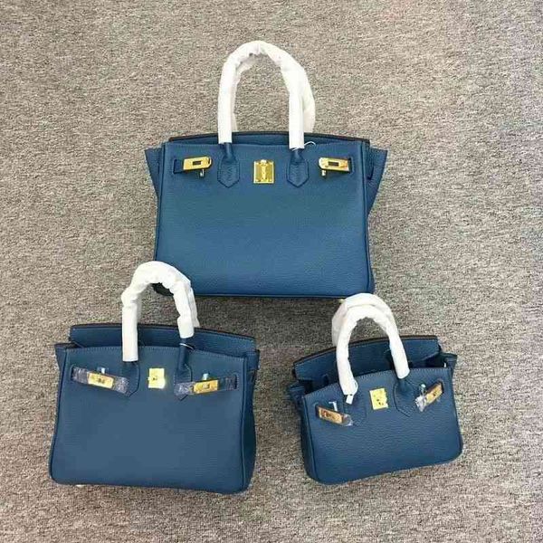 luxury classic handbags birkinss lychee grain leather cowhide women's portable shoulder bag platinum
luxury classic handbags birkinss lychee grain leather cowhide women's portable shoulder bag platinum