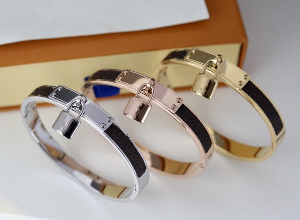 with box love classic designer printing bracelet bangle women rose gold silver couple bracelets jewelry, Black
with box love classic designer printing bracelet bangle women rose gold silver couple bracelets jewelry, Black