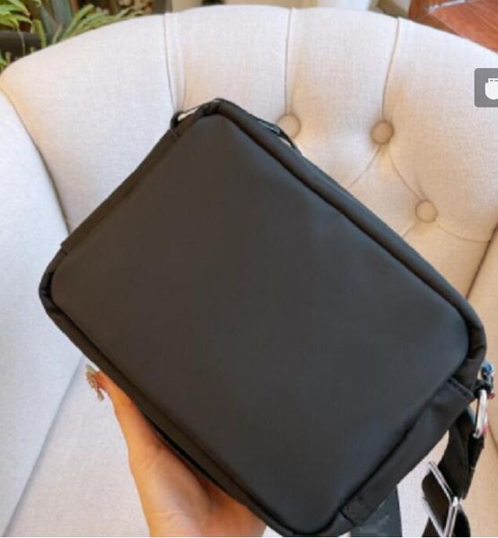 2024 asdfluxury designer shopping bag wallet handbag coin men's umbrella cloth bag camera
2024 asdfluxury designer shopping bag wallet handbag coin men's umbrella cloth bag camera
