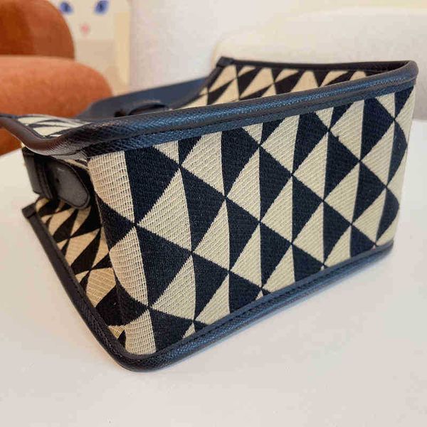 leather women's tote flap shoulder crossbody bags luxury designer prads underarm bag handbags fashion chain shoulder messenger crossbod
leather women's tote flap shoulder crossbody bags luxury designer prads underarm bag handbags fashion chain shoulder messenger crossbod