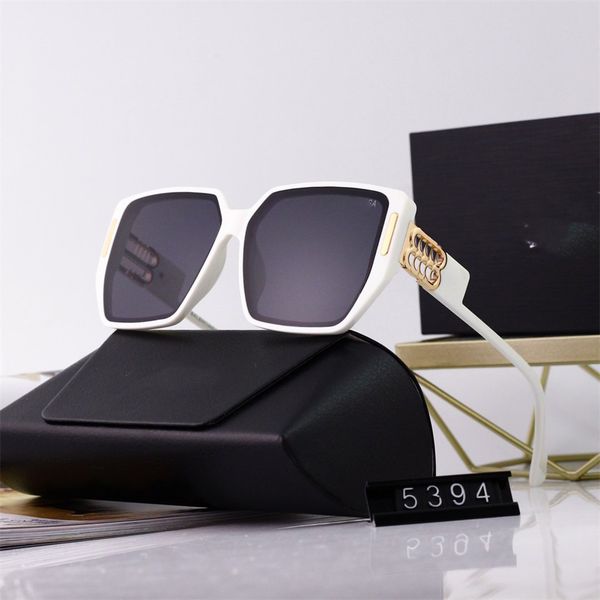 luxury designer balencaigaity sunglasses retro men women fashion glasses polarized sunglasses summer outdoor travel hsdgsdd, White;black
luxury designer balencaigaity sunglasses retro men women fashion glasses polarized sunglasses summer outdoor travel hsdgsdd, White;black