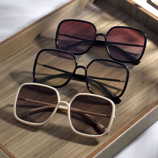 d home black tan 2022 new big frame advanced feelingfactory outlet fashion men's women's sunglasses2022 trendy latest sunglasses, White;black 
d home black tan 2022 new big frame advanced feelingfactory outlet fashion men's women's sunglasses2022 trendy latest sunglasses, White;black