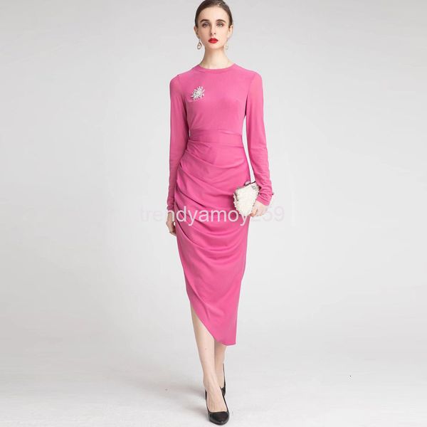 casual dresses spring and summer women's dress round neck with diamond brooch long sleeve waist folding rose dress, Black;gray
casual dresses spring and summer women's dress round neck with diamond brooch long sleeve waist folding rose dress, Black;gray