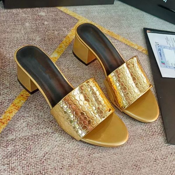 designer sandals metal buckle decoration classic fashion flip flops lacquer gold red calfskin women slippers, Black
designer sandals metal buckle decoration classic fashion flip flops lacquer gold red calfskin women slippers, Black