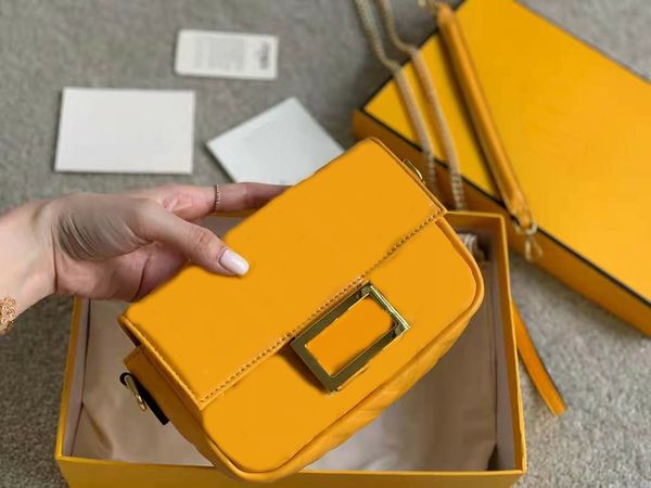 designer women cross body bags full sheepskin 3d relief embossing handbags small girls coin purse hardware detachable handle chains shoulder
designer women cross body bags full sheepskin 3d relief embossing handbags small girls coin purse hardware detachable handle chains shoulder