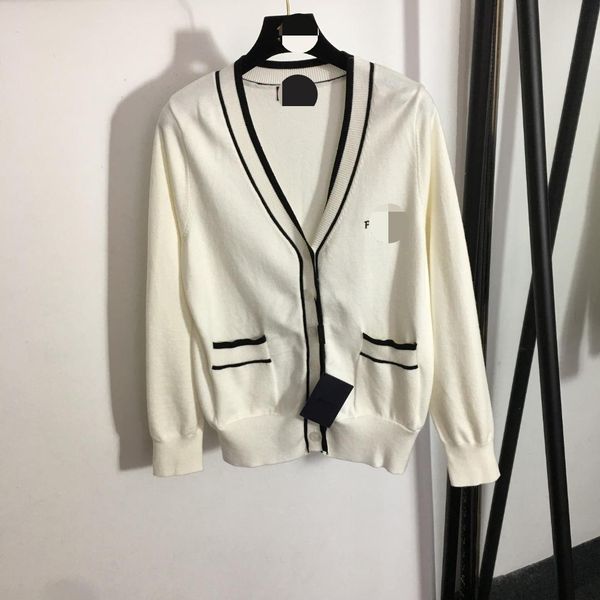 718 2022 milan runway spring summer brand same style sweater long sleeve v neck striped cardigan womens dl, White;black
718 2022 milan runway spring summer brand same style sweater long sleeve v neck striped cardigan womens dl, White;black
