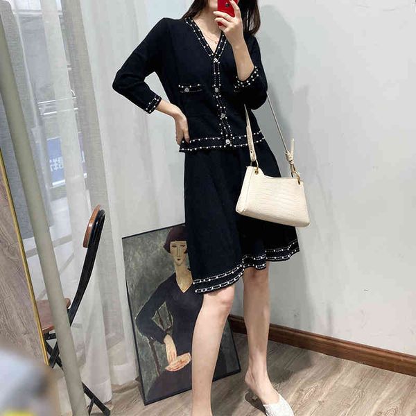 two piece dress french autumn and winter style small fragrance suit women's slim temperament short skirt two-piece jacket foreign xy3i, White
two piece dress french autumn and winter style small fragrance suit women's slim temperament short skirt two-piece jacket foreign xy3i, White