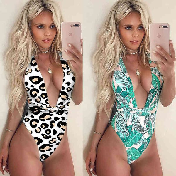 designer women' swimsuit bikini tropical plant print strap backl swimsuit bikini, Red;black
designer women' swimsuit bikini tropical plant print strap backl swimsuit bikini, Red;black