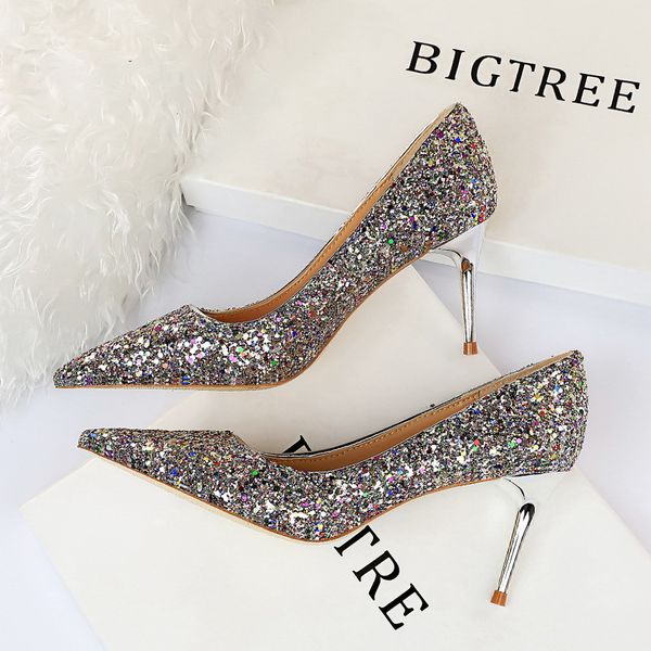 2022 summer designer banquet dress shoes flat heels 7cm high-heeled pumps pointed toe sling back women shoe size 35-43, Black
2022 summer designer banquet dress shoes flat heels 7cm high-heeled pumps pointed toe sling back women shoe size 35-43, Black