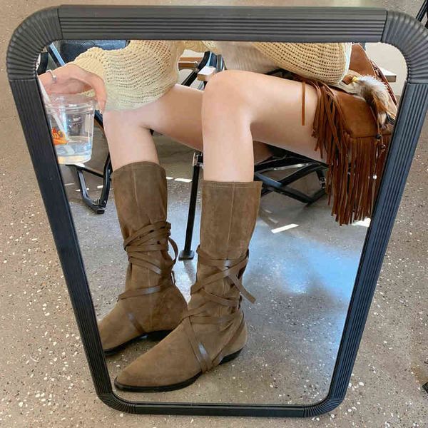 2022 spring and autumn new flat bottomed pointed strap stacking boots women's middle boots thick heel western boots women, Black
2022 spring and autumn new flat bottomed pointed strap stacking boots women's middle boots thick heel western boots women, Black