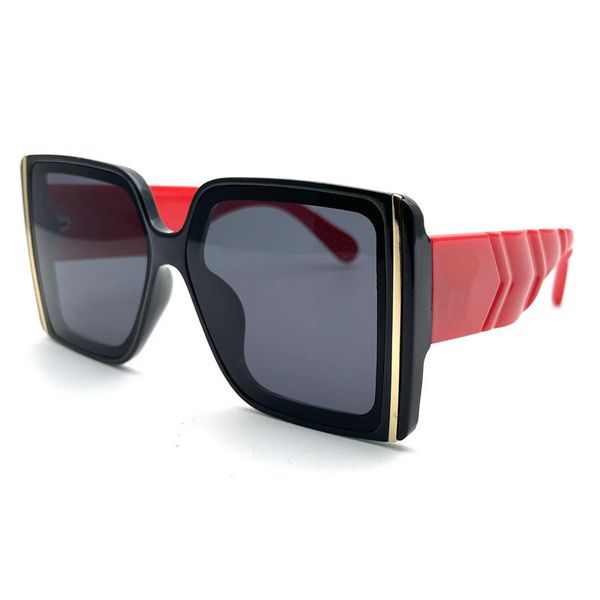 fashion designer womens mens sunglasses uv400 protection sun glasses for men and women s8646, White;black
fashion designer womens mens sunglasses uv400 protection sun glasses for men and women s8646, White;black