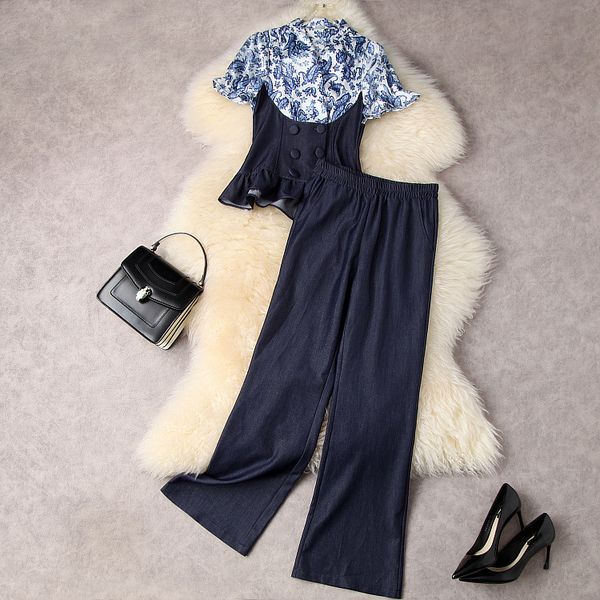 european and american women's wear spring 2022 new lace v-neck shirt half-sleeve wide-legged pants fashion suits, White
european and american women's wear spring 2022 new lace v-neck shirt half-sleeve wide-legged pants fashion suits, White