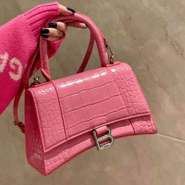 bag balenciga designer b handbag hourglass family bag crocodile b-type magnetic buckle mini2022 fashion leather one shoulder cross carry net
bag balenciga designer b handbag hourglass family bag crocodile b-type magnetic buckle mini2022 fashion leather one shoulder cross carry net