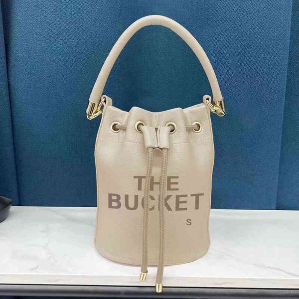 designer bags tote bag women vintage bucket luxury leather crossbody bags purse female beach shoulder fashion handbags 220607
designer bags tote bag women vintage bucket luxury leather crossbody bags purse female beach shoulder fashion handbags 220607