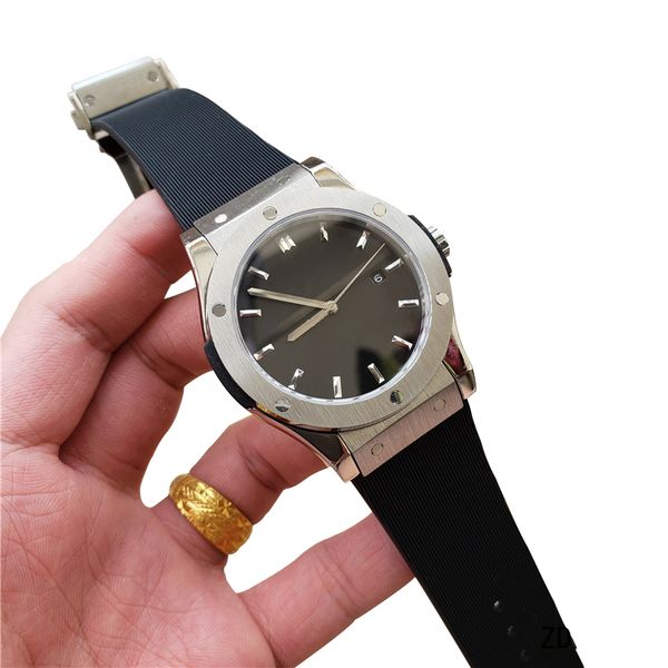 men's mechanical watch automatic movement waterproof design rubber strap sapphire mirror black face, Slivery;brown
men's mechanical watch automatic movement waterproof design rubber strap sapphire mirror black face, Slivery;brown