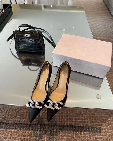 official quality fashion women's dress shoes sandals pumps with crystal pearl point toe high heels lady party wedding dress eu35-43, Black
official quality fashion women's dress shoes sandals pumps with crystal pearl point toe high heels lady party wedding dress eu35-43, Black