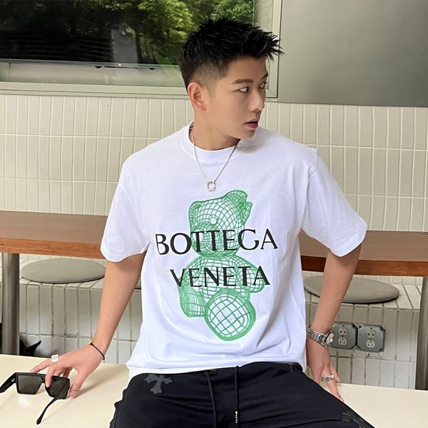 men's t-shirts designer chaopai 2022 summer large bottomed short sleeve fashion suede foam bear print versatile casual cotton t-shirt 3, White;black
men's t-shirts designer chaopai 2022 summer large bottomed short sleeve fashion suede foam bear print versatile casual cotton t-shirt 3, White;black
