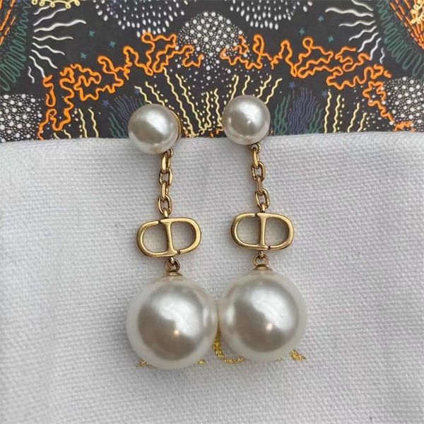 70% off clearance sale 21 new pearl ear pendant tassel earrings female star same style earrings, Golden
70% off clearance sale 21 new pearl ear pendant tassel earrings female star same style earrings, Golden