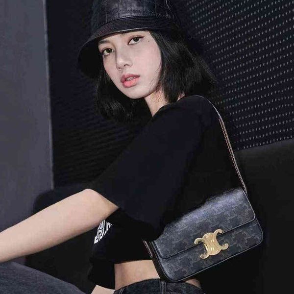 arc de lisa same old flower underarm bag women's 2022 new french stick small square cow leather shoulder luxury handbags
arc de lisa same old flower underarm bag women's 2022 new french stick small square cow leather shoulder luxury handbags