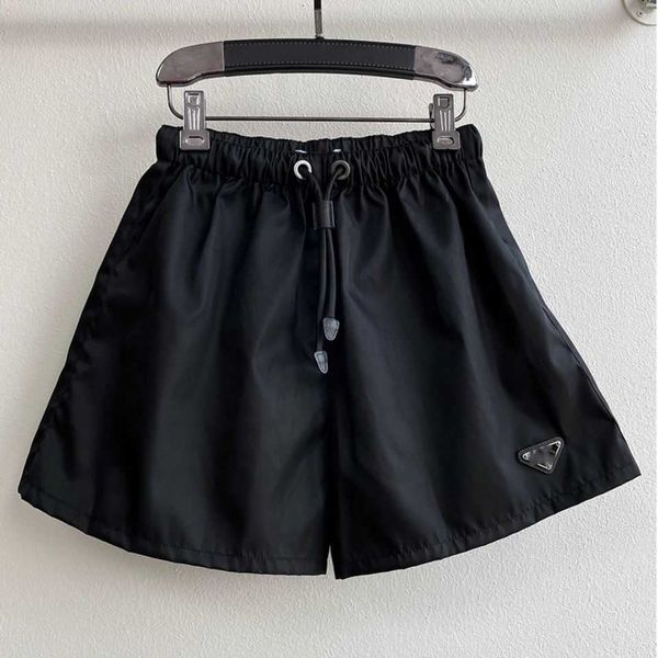 nylon triangle standard 2021 spring and summer new product drawstring elastic high waist casual loose wide leg ladies shorts women, White;black
nylon triangle standard 2021 spring and summer new product drawstring elastic high waist casual loose wide leg ladies shorts women, White;black