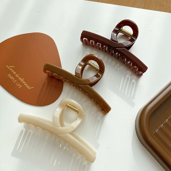 length 11 cm bright face cross hair clamps hollow out jelly color large hair claws clips plastic hairpins for women shower ponytail scrunchi, Slivery;golden
length 11 cm bright face cross hair clamps hollow out jelly color large hair claws clips plastic hairpins for women shower ponytail scrunchi, Slivery;golden