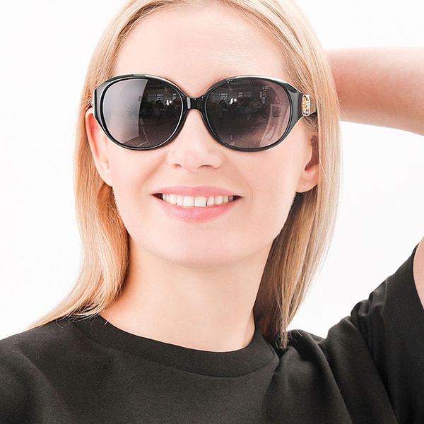 sunglasses plastic fashion black uv400 rhinestone women vintage polarized sunglasses xd-6122, White;black
sunglasses plastic fashion black uv400 rhinestone women vintage polarized sunglasses xd-6122, White;black