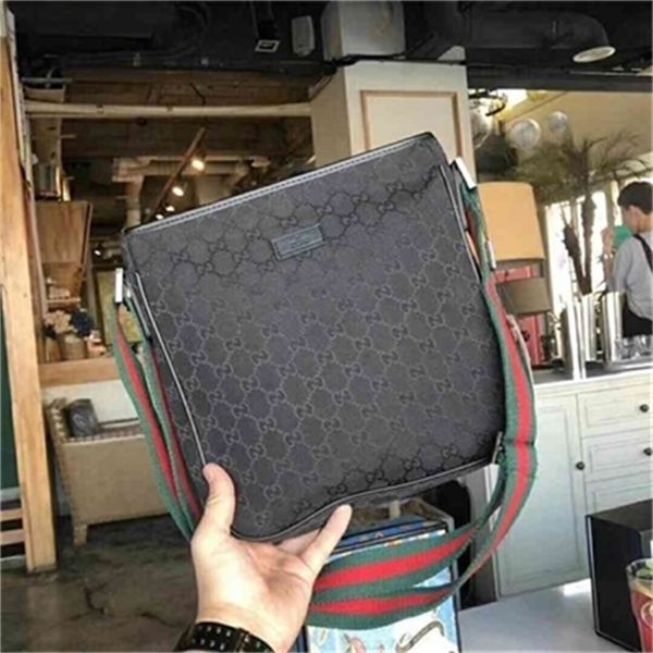 designers 1- "shoulder bag, jinbu. super clear , inner mile. super smooth zipper, oil sid luxury bags
designers 1- "shoulder bag, jinbu. super clear , inner mile. super smooth zipper, oil sid luxury bags