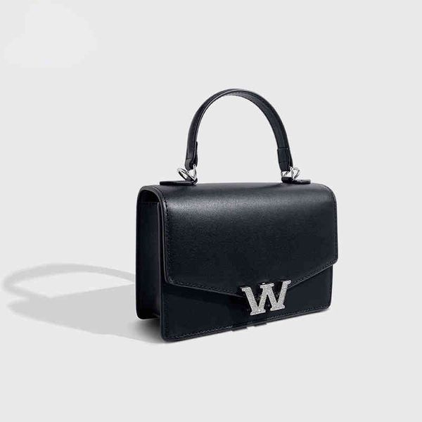 minority designer light luxury king same messenger bag handbag genuine leather women's bag 220613
minority designer light luxury king same messenger bag handbag genuine leather women's bag 220613