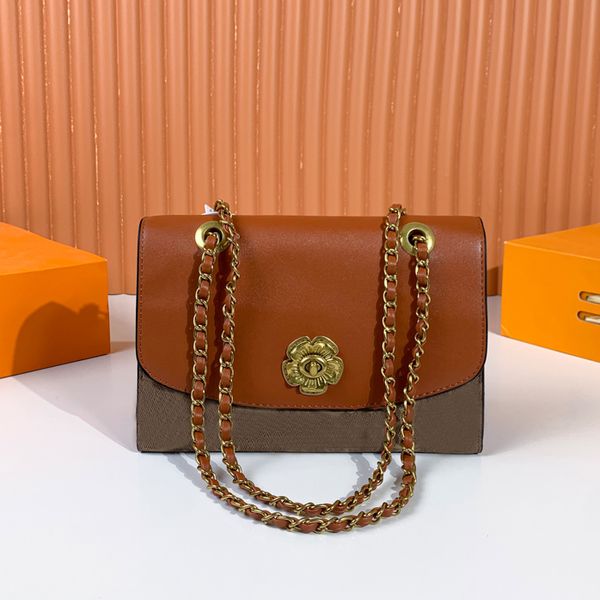 flap bags 2022 bag fashion women crossbody handbag luxurys rs clutch shoulder purse handbags metallic printing leather purse chains
flap bags 2022 bag fashion women crossbody handbag luxurys rs clutch shoulder purse handbags metallic printing leather purse chains