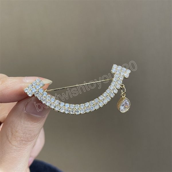 high-end zircon brooch rhinestone crystal lapel pins jewelry korean fashion female scarf buckle suit corsage brooches for women, Gray
high-end zircon brooch rhinestone crystal lapel pins jewelry korean fashion female scarf buckle suit corsage brooches for women, Gray