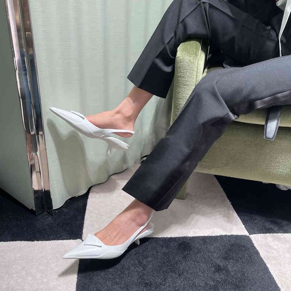 dress shoes p family triangular label kitten heel pointed sandals women's spring and summer baotou back empty french high heels single, Black
dress shoes p family triangular label kitten heel pointed sandals women's spring and summer baotou back empty french high heels single, Black