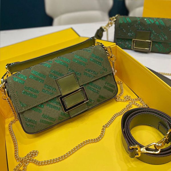 co branded crystal baguette bag chains crossbody bags women handbag pochettes diamonds clutch bags letter head portrait enamel hasp hardware
co branded crystal baguette bag chains crossbody bags women handbag pochettes diamonds clutch bags letter head portrait enamel hasp hardware
