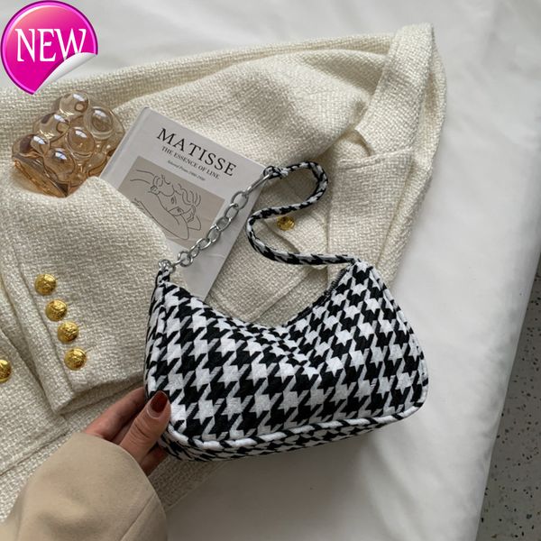 50% woolen 2022 new bag female one shoulder armpit fashion lattice staff bag female luxury designer handbags
50% woolen 2022 new bag female one shoulder armpit fashion lattice staff bag female luxury designer handbags