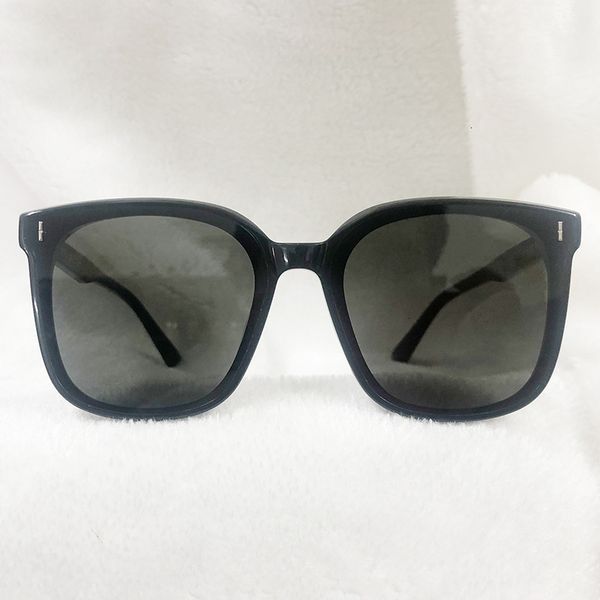 designer sunglasses 2022 new gm sunglass oe fashion plate glass stickers personalized women's procsing, White;black
designer sunglasses 2022 new gm sunglass oe fashion plate glass stickers personalized women's procsing, White;black