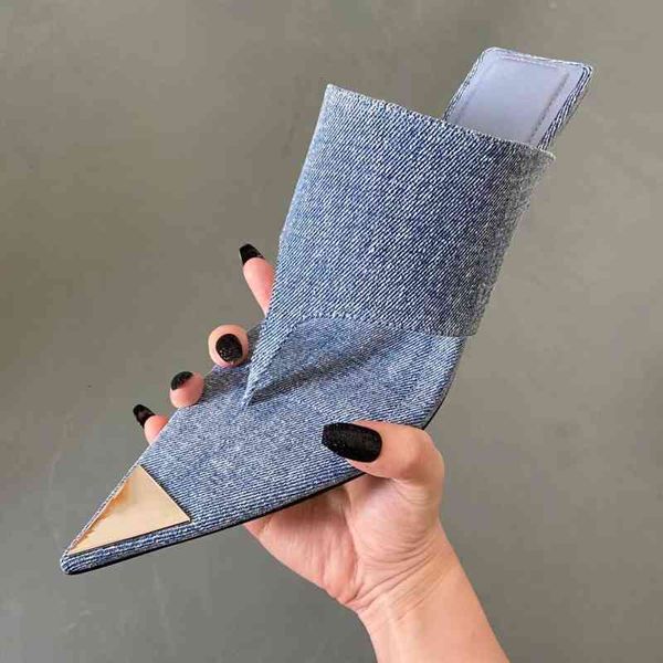 slippers high set women's shoes summer niche metal pointed denim high heel flip flop, Black
slippers high set women's shoes summer niche metal pointed denim high heel flip flop, Black