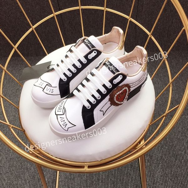 2022 luxury leather sports shoes fashion brand designer casual shoes men's leather print splicing walking size35-45 hc190702, Black
2022 luxury leather sports shoes fashion brand designer casual shoes men's leather print splicing walking size35-45 hc190702, Black