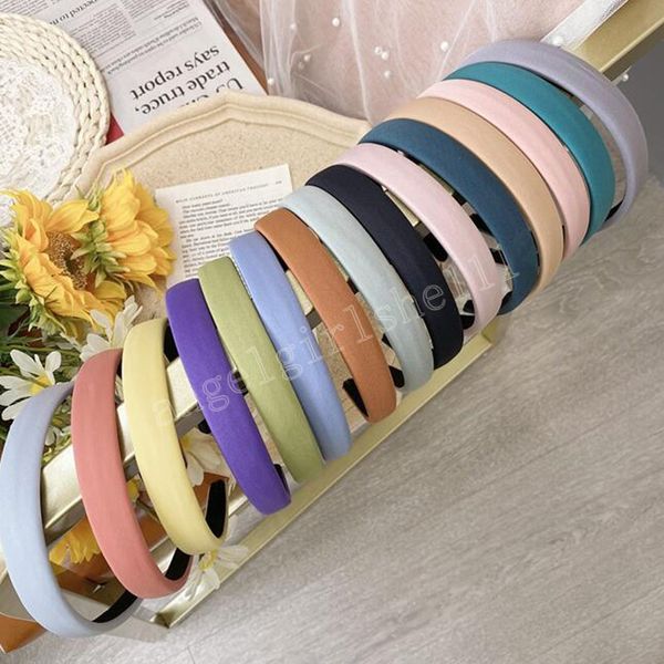 fashion women headband candy color hairband classic headwear thin-edged turban hair accessories, Slivery;white
fashion women headband candy color hairband classic headwear thin-edged turban hair accessories, Slivery;white