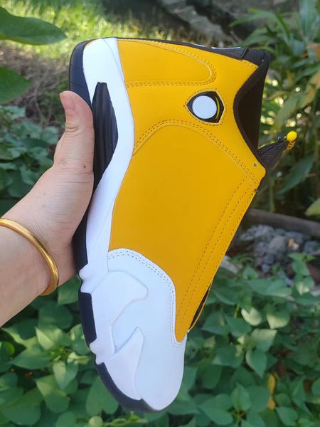 jumpman 14 ginger 14s basketball shoes black toe mens university gold jumpman 2022 arrival sports trainers size 40-47
jumpman 14 ginger 14s basketball shoes black toe mens university gold jumpman 2022 arrival sports trainers size 40-47