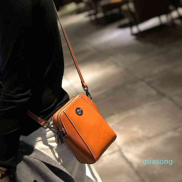 hand bag evening genuine leather mobile bag women's messenger cow shoulder oil wax skin small square purses crossbody
hand bag evening genuine leather mobile bag women's messenger cow shoulder oil wax skin small square purses crossbody