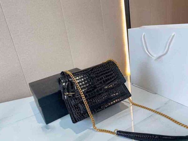 shoulder bags shoulder bags women crossbody messenger classic logo embellishment handbag high capacity fashion designer leather lady wallet
shoulder bags shoulder bags women crossbody messenger classic logo embellishment handbag high capacity fashion designer leather lady wallet
