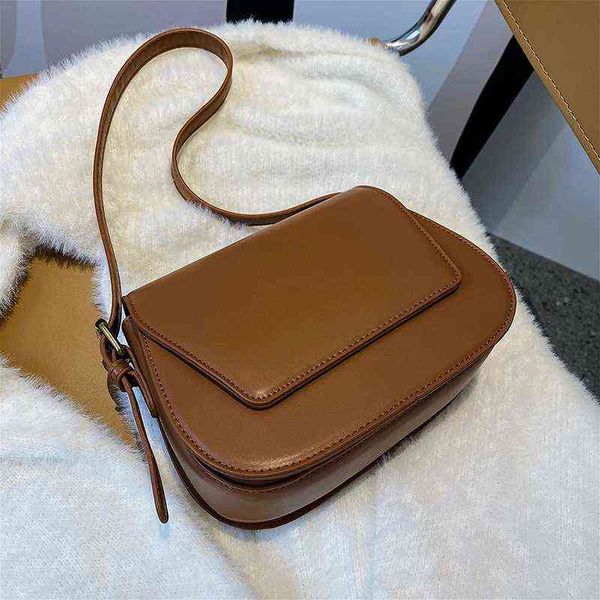 new flap saddle crossbody messenger bags for women 2021 small winter designer lady fashion shoulder purses handbags g220509
new flap saddle crossbody messenger bags for women 2021 small winter designer lady fashion shoulder purses handbags g220509