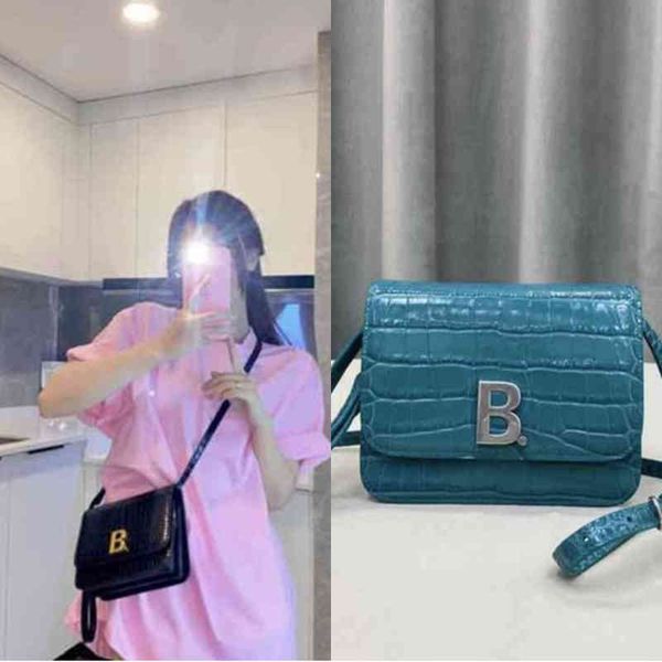 women leather designer handbags family 2022 b hourglass bags organ diagonal straddle single shoulder button tofu small square crocodile patt
women leather designer handbags family 2022 b hourglass bags organ diagonal straddle single shoulder button tofu small square crocodile patt