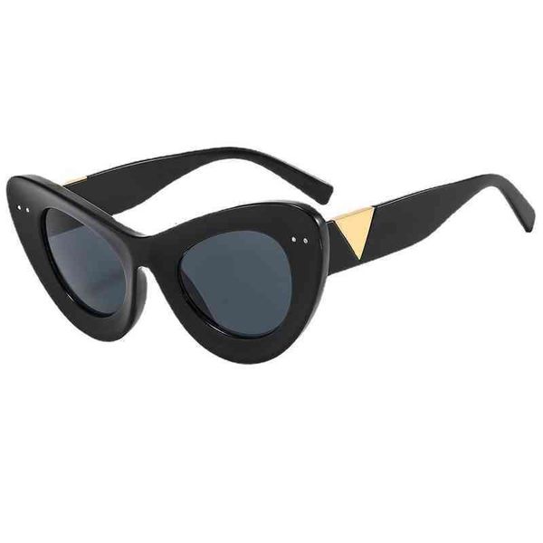 luxury brand designer blue light mirror personalized cat's eye anti ultraviolet black sunglass vintage sun glasses for men ladies eyewe, White;black
luxury brand designer blue light mirror personalized cat's eye anti ultraviolet black sunglass vintage sun glasses for men ladies eyewe, White;black