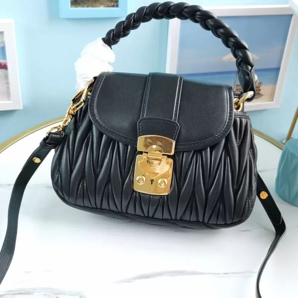 wrinkle handbag tote bag shoulder crossbody bags sheepskin genuine leather fashion letter pleated design woven handle adjustable detchable s, Black;red
wrinkle handbag tote bag shoulder crossbody bags sheepskin genuine leather fashion letter pleated design woven handle adjustable detchable s, Black;red