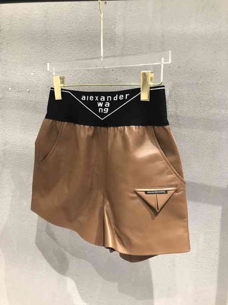 skirts aw royal letter high waist webbing triangle design leather pants and shorts are versatile thin a68i, Black
skirts aw royal letter high waist webbing triangle design leather pants and shorts are versatile thin a68i, Black
