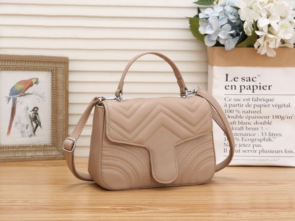 tz ladies khaki shoulder bag ladies chain messenger bags fashion heart leather handbag women's designer bags 24cm 1008#
tz ladies khaki shoulder bag ladies chain messenger bags fashion heart leather handbag women's designer bags 24cm 1008#
