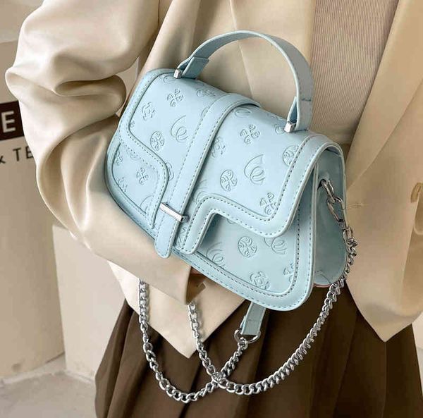 2022 factory wholesale new this year's popular women's summer fashion messenger feeling minority portable small square bag
2022 factory wholesale new this year's popular women's summer fashion messenger feeling minority portable small square bag