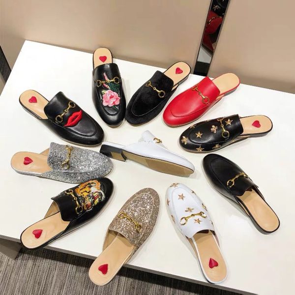 woman designer g slippers men slipper gear bottoms flip flops women luxury sandals fashion causal shoes size 35-46 with box dust bag derp, Black
woman designer g slippers men slipper gear bottoms flip flops women luxury sandals fashion causal shoes size 35-46 with box dust bag derp, Black