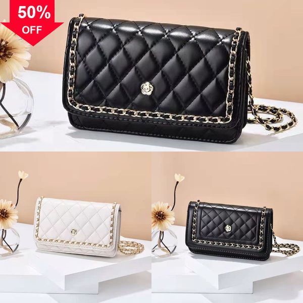 new chain small inclined cross women's straight female hs shoulder handbags in trendy underarm
new chain small inclined cross women's straight female hs shoulder handbags in trendy underarm