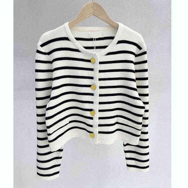 2022c factory direct sale trendy brand men's t-shirts women's autumn new product c black stripe round neck cardigan simple fashion, White
2022c factory direct sale trendy brand men's t-shirts women's autumn new product c black stripe round neck cardigan simple fashion, White